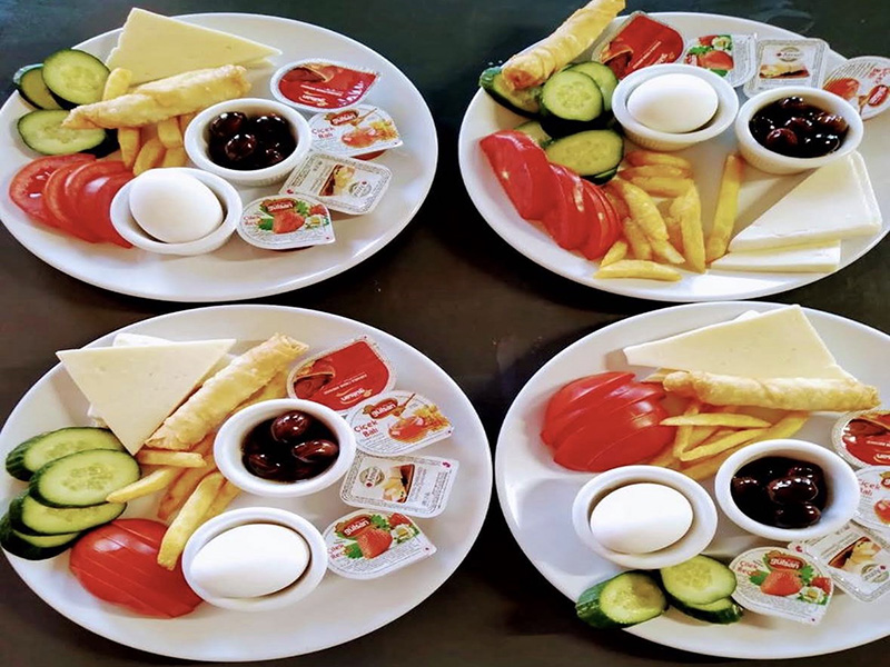 Geleneksel Sabah Kahvaltısı